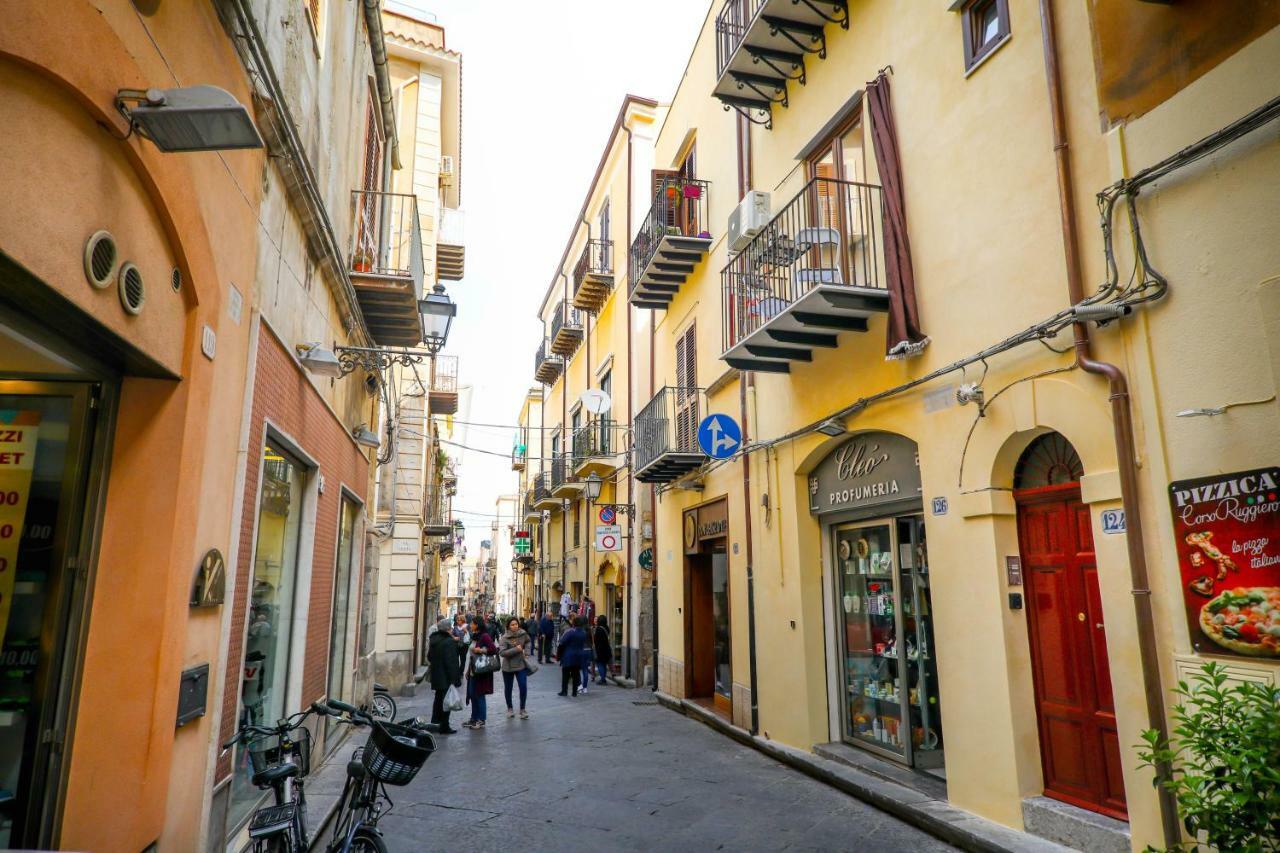 Casa Ruggero Lägenhet Cefalù Exteriör bild